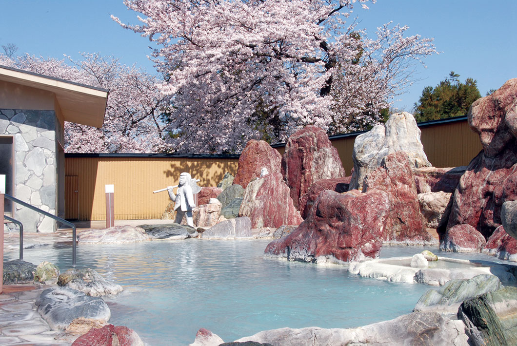 画像：金太郎温泉　庭園大露天風呂（桜）